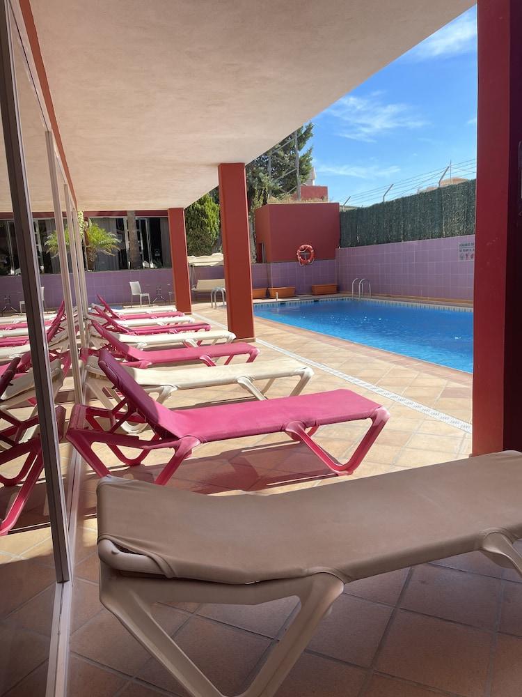 Aparthotel Residencial Vidalbir L'Alfas del Pi Exterior photo