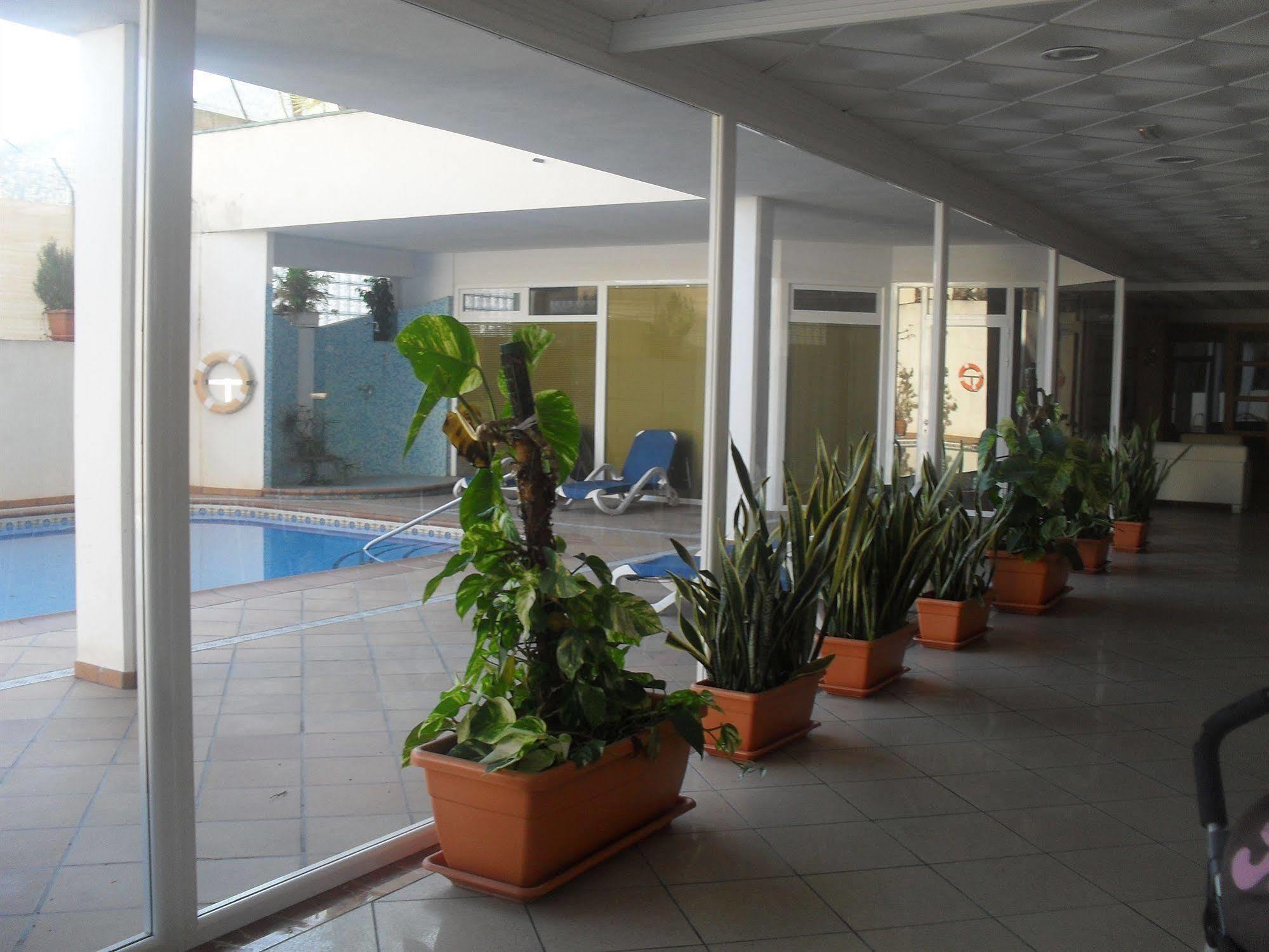 Aparthotel Residencial Vidalbir L'Alfas del Pi Exterior photo